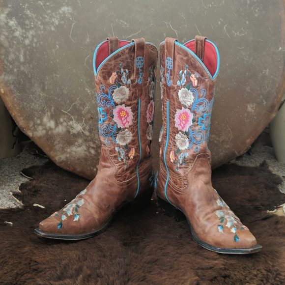 MACIE BEAN Rose Garden distressed leather floral embroidered cowgirl boots sz 8 - Picture 4 of 16